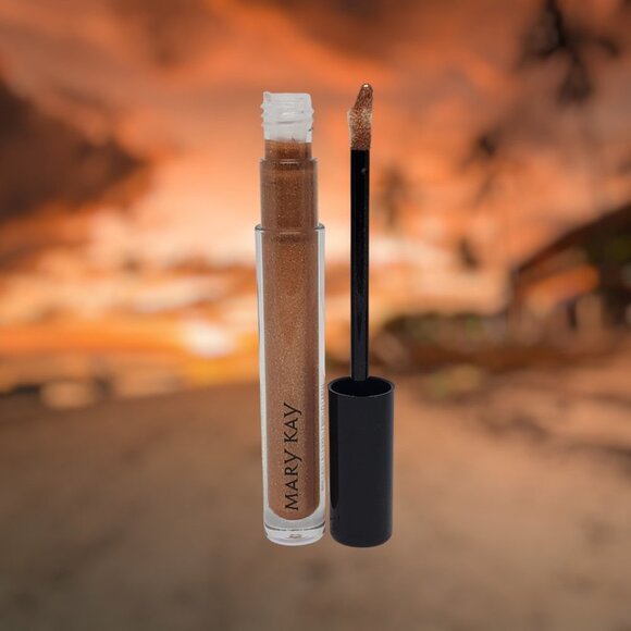 Beach Bronze Unlimited Lip Gloss - Mary Kay - Picture 6 of 8